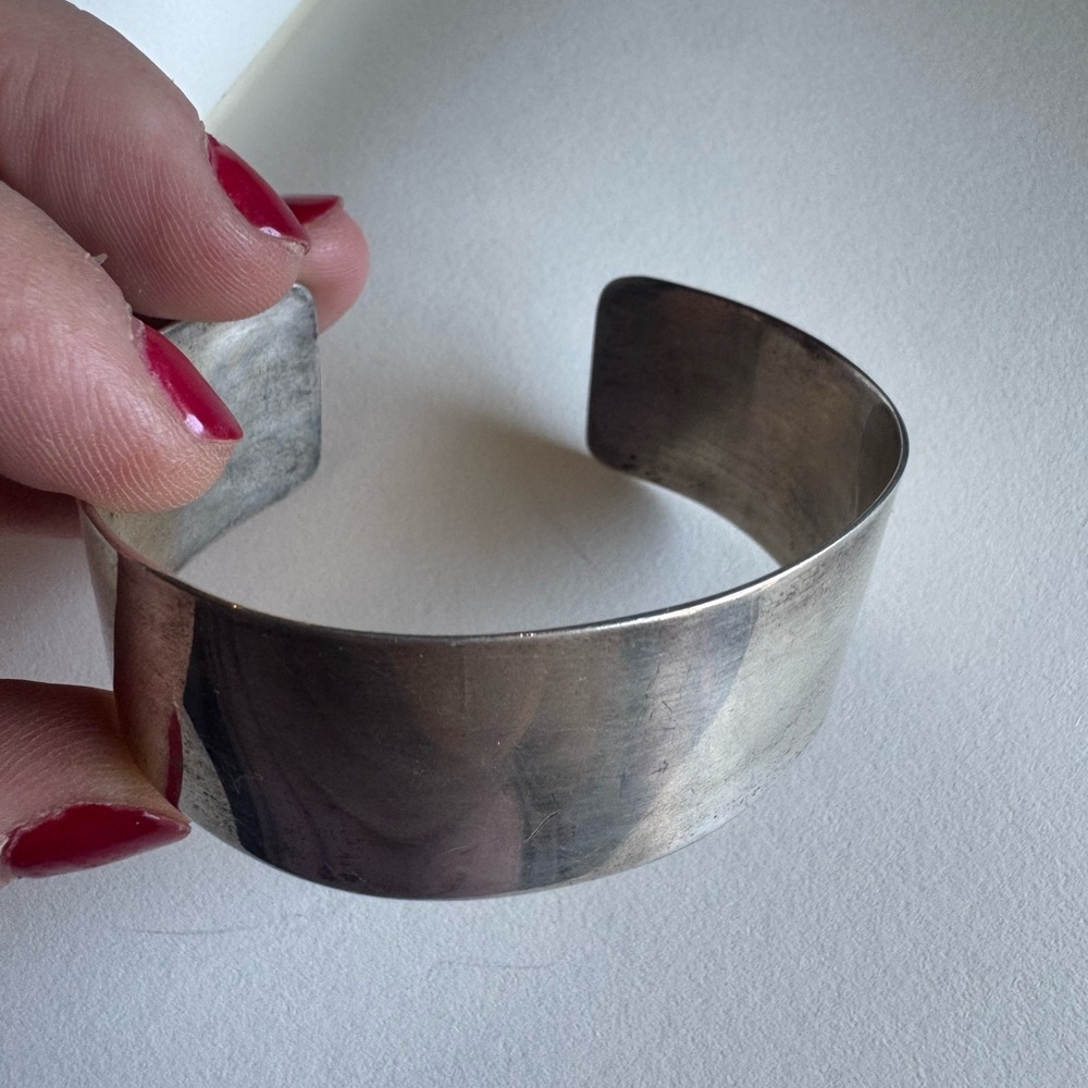 Marked “Orb” Vintage Sterling Silver Wide Smooth Polished Cuff Bracelet 7" 31.9g
